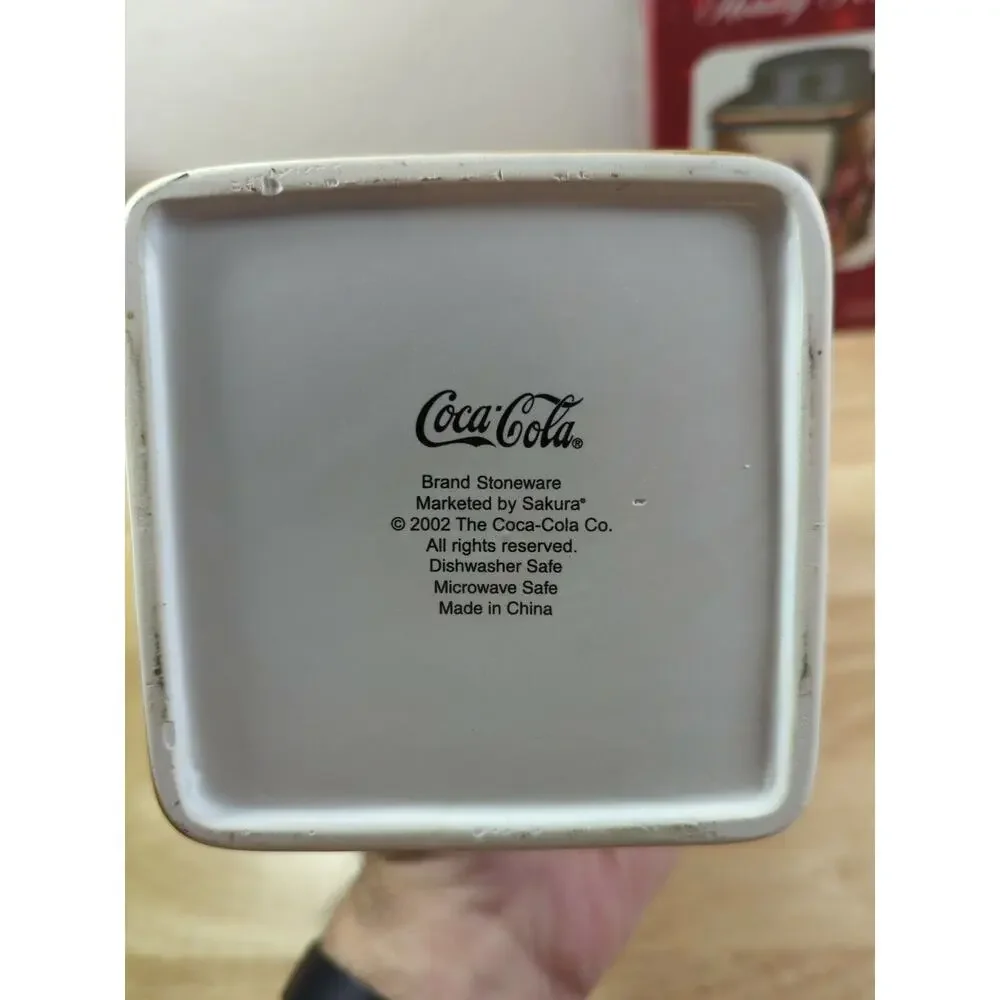 Coca Cola Holiday Portraits Santa Green‎ Stoneware Canister Sakura 2002 NEW